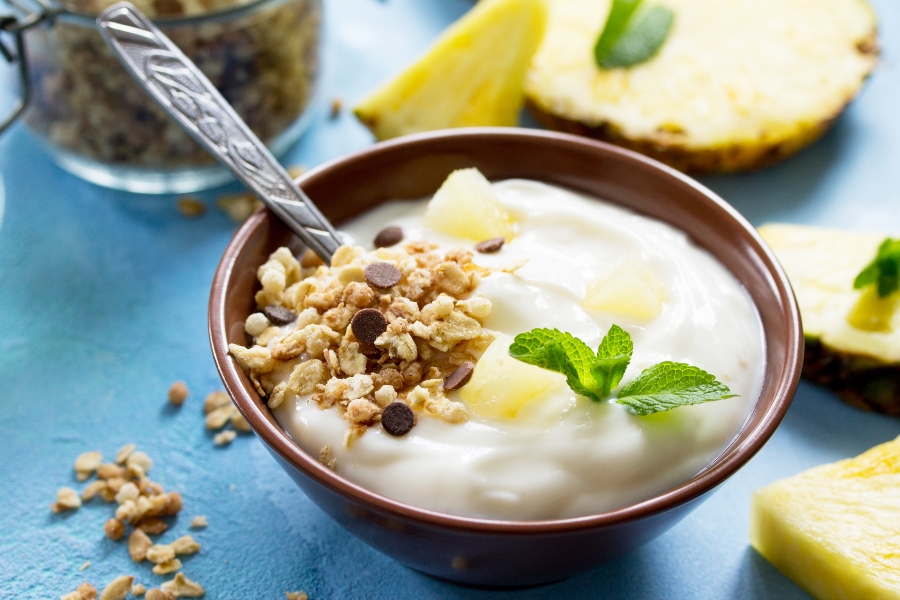 Ογκολόγος προτείνει γνωστό ελληνικό τρόφιμο για την πρόληψη του καρκίνου του παχέος εντέρου