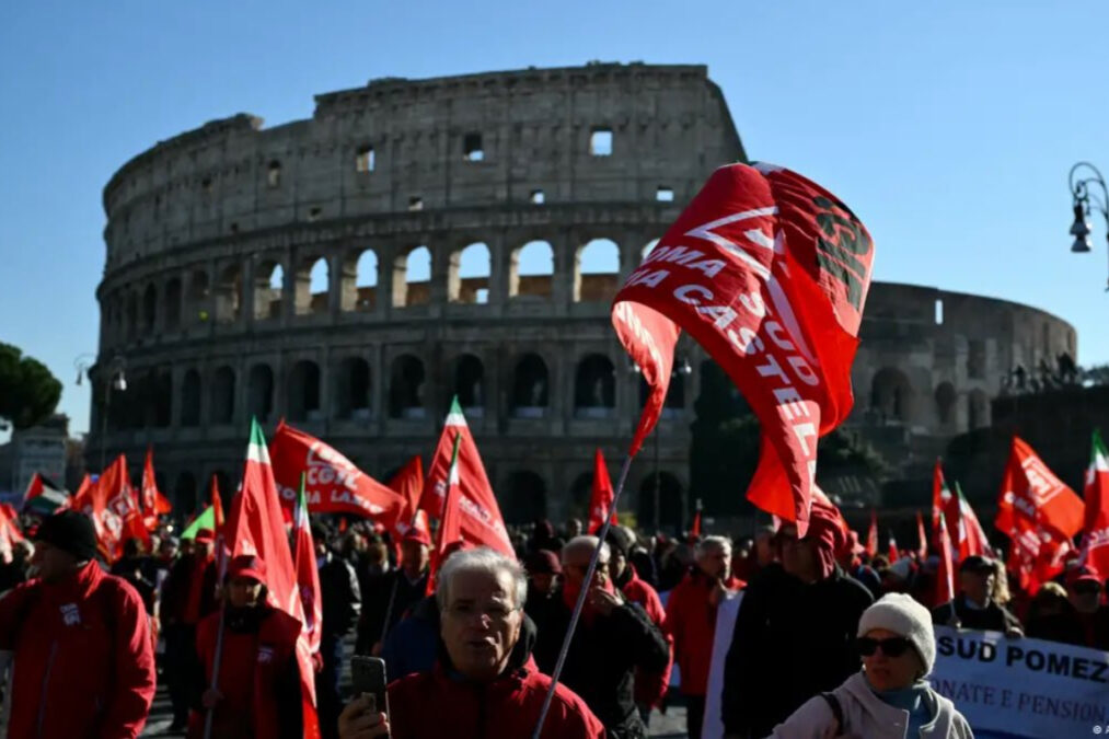 Ιταλία: Διαδηλώσεις κατά της Μελόνι με αφορμή την ψήφιση του προϋπολογισμού