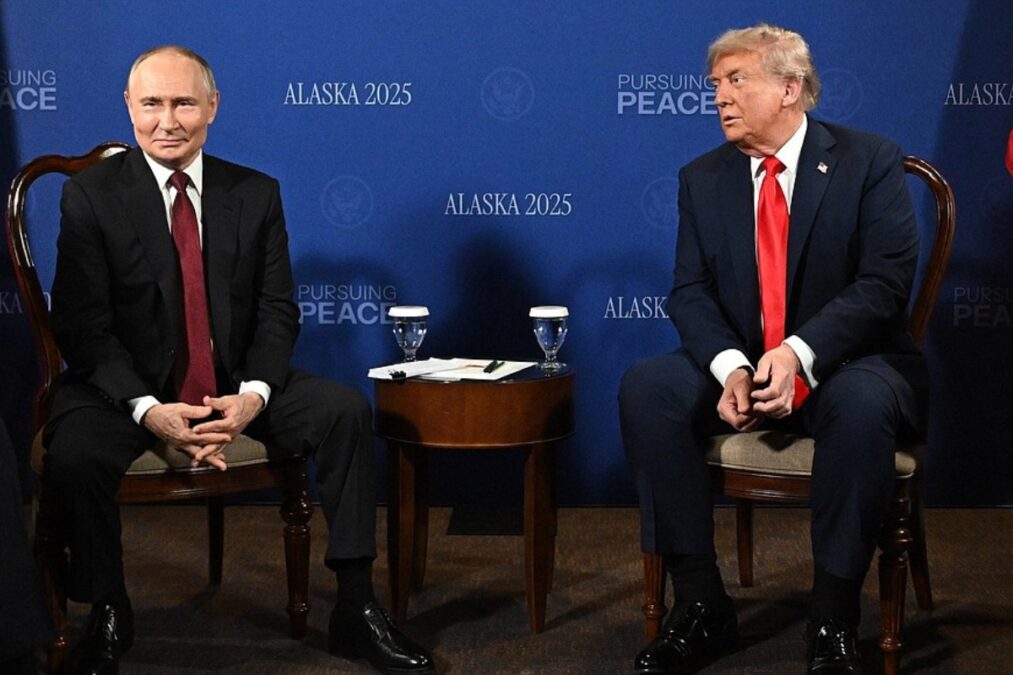 WSJ: Ο Τραμπ θέλει να επαναφέρει τη Ρωσία στον ενεργειακό χάρτη της Ευρώπης