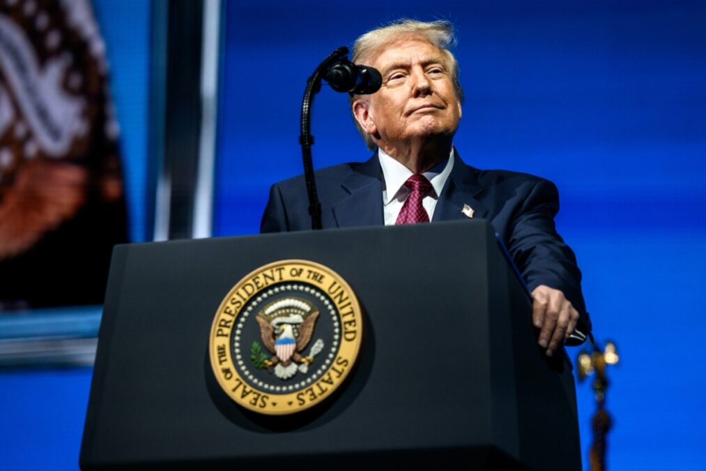 Τραμπ: Ανακοίνωσε την έναρξη χερσαίων επιχειρήσεων κατά των ναρκωτικών στη Λατινική Αμερική