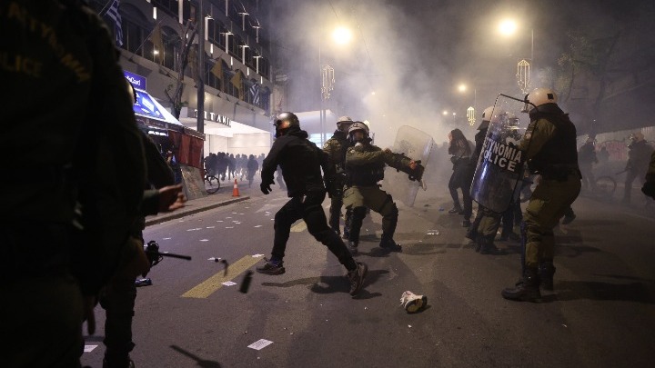 Επεισόδια στην πορεία στη μνήμη του Αλ. Γρηγορόπουλου στην Αθήνα