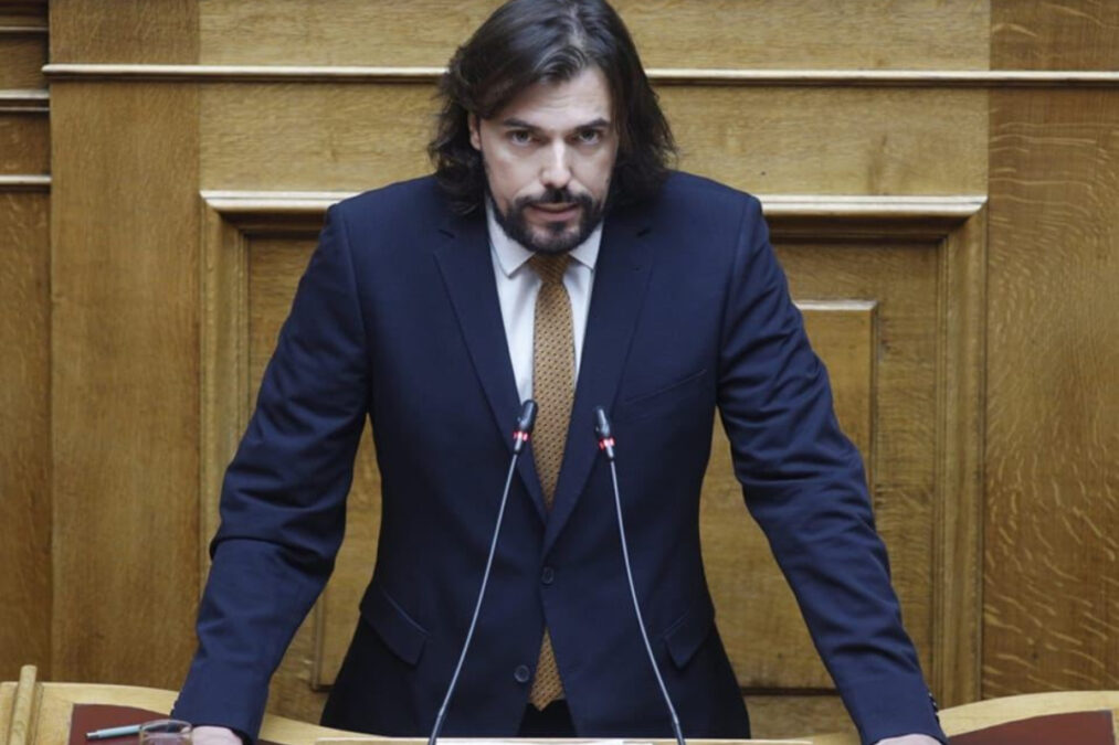 Πέτρος Παππάς: Ερώτηση προς την υπ. Μιχαηλίδου για την απομάκρυνση ασθενοφόρων από τον Φοίνικα Καλαμαριάς