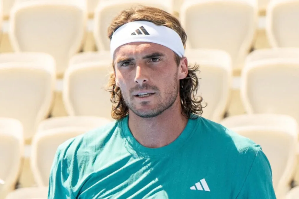 Τσιτσιπάς: Διορία έως την Παρασκευή για να παραδώσει το δίπλωμα αλλιώς κινδυνεύει με δικογραφία