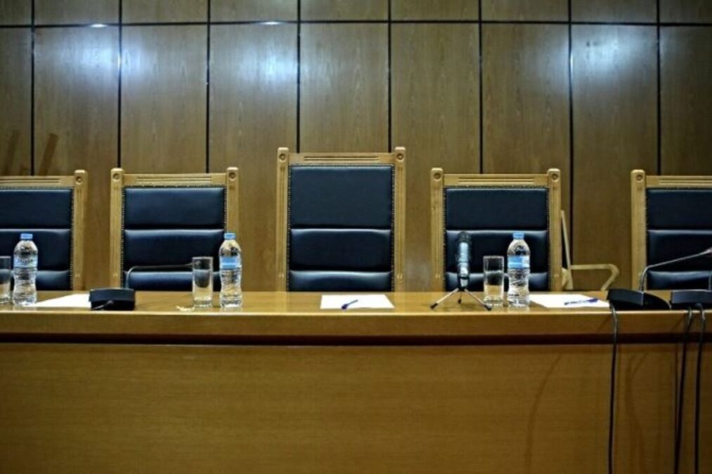 Δίκη Χρυσής Αυγής: «Δεν ήταν κόμμα αλλά ναζιστική, εγκληματική οργάνωση» δήλωσε η Εισαγγελέας – Τη Δευτέρα η πρόταση επί των ποινών