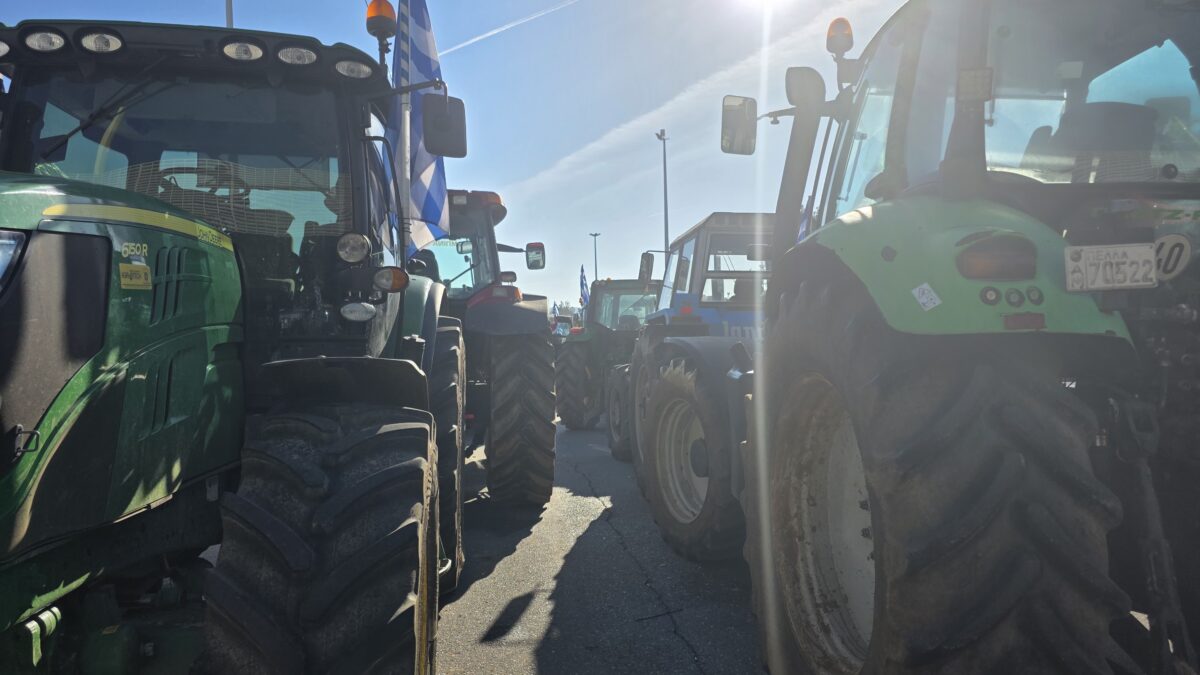 Αγρότες: Τα πρώτα ρήγματα στο ενιαίο μέτωπο με το κάλεσμα σε ουσιαστικό διάλογο με την κυβέρνηση