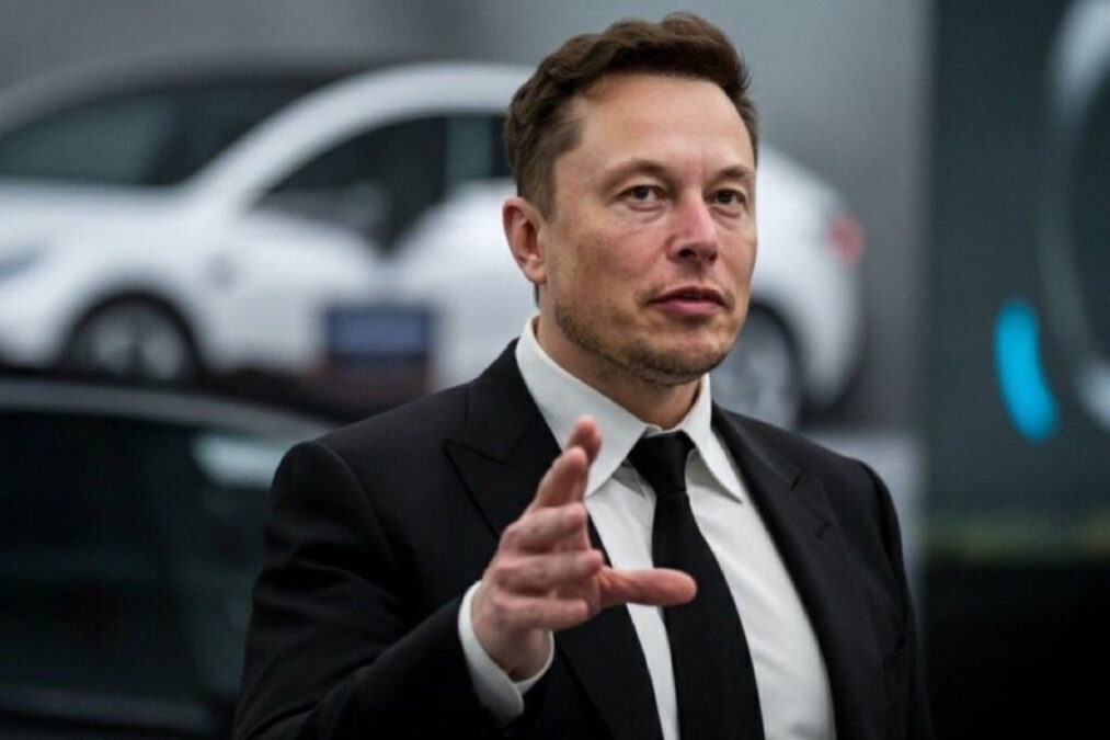 Έλον Μασκ: «Κανείς δεν πίεσε περισσότερο από εμένα να δημοσιευθούν τα αρχεία Έπσταϊν»