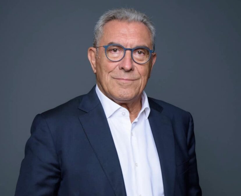 Τέμπη – Βασίλης Καπερνάρος: «Φρικώδη ψέματα τα περί αφαίρεσης ή αλλοίωσης βίντεο»