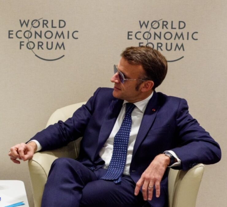 Ειρωνείες Τραμπ για τα… όμορφα γυαλιά του Μακρόν: «Τι στο καλό συνέβη;», δείτε βίντεο