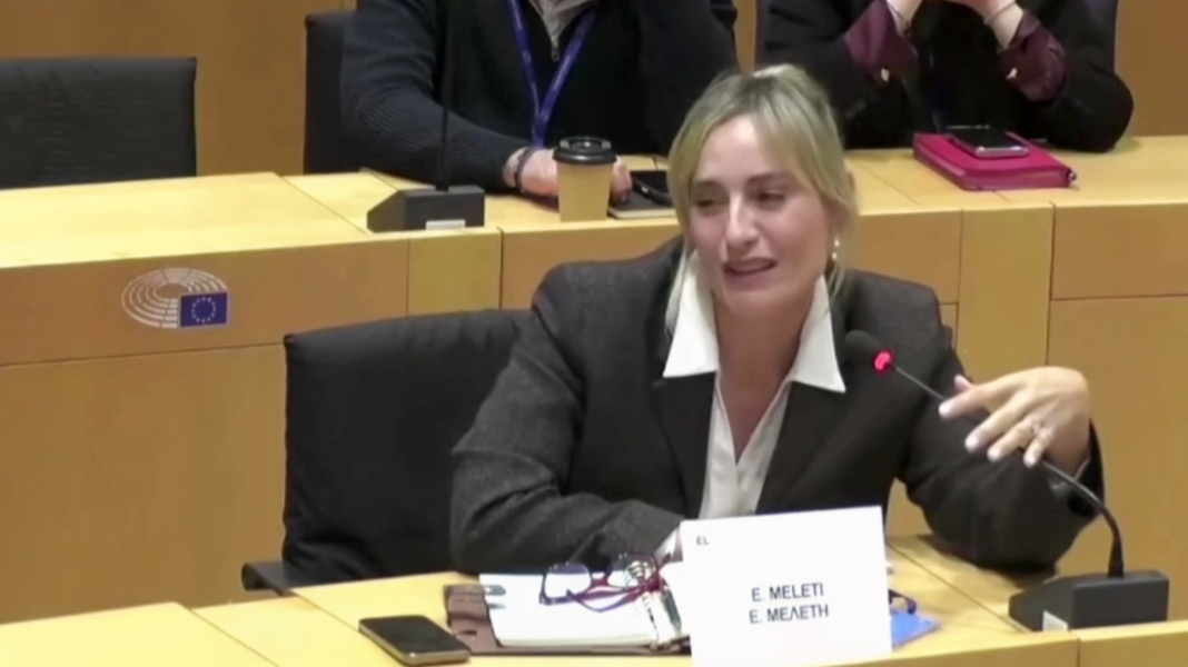 Με δάκρυα η  Ελεονώρα Μελέτη στο Ευρωκοινοβούλιο: «Έχω υπάρξει θύμα κακοποίησης σε σχέση μου»