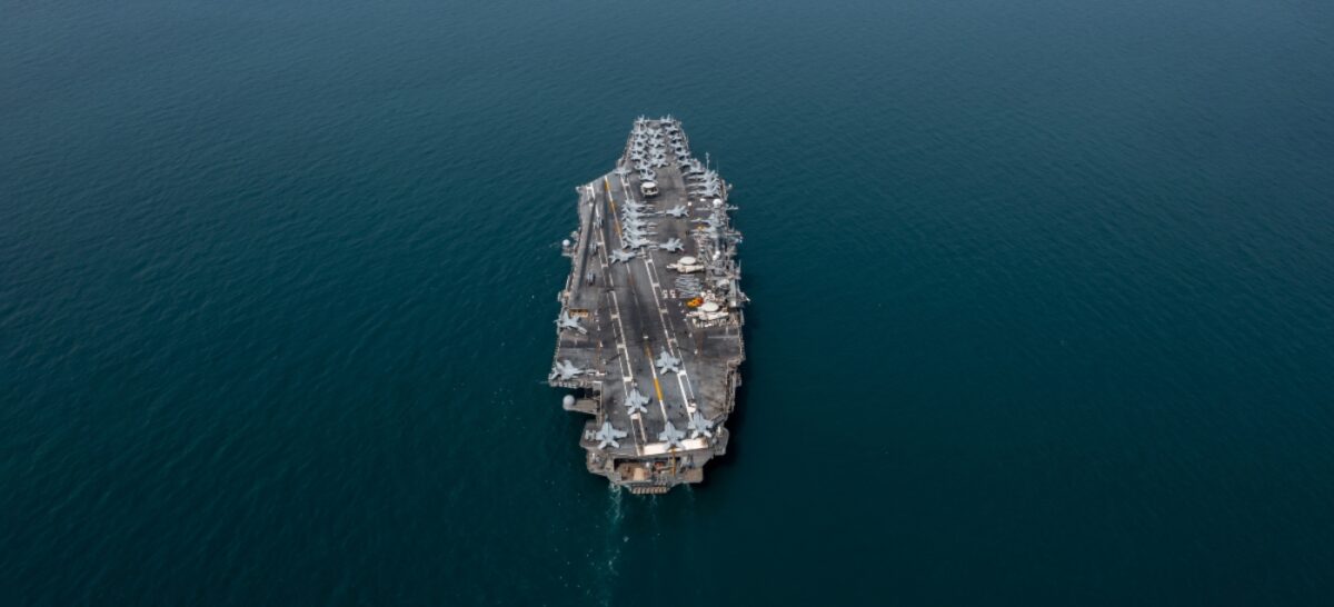 Ενδείξεις επικείμενης στρατιωτικής επίθεσης των ΗΠΑ στο Ιράν μέσα στις επόμενες ώρες