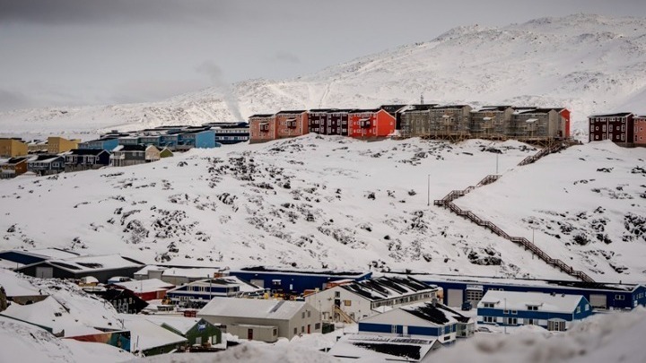 Financial Times: Η διαμάχη Ευρωπαίων – Τραμπ γύρω από τη Γροιλανδία «παγώνει» τα σχέδια οικονομικής στήριξης προς την Ουκρανία