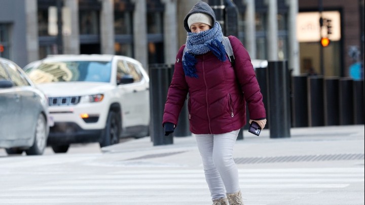 ΗΠΑ: Προς τα βορειοανατολικά κατευθύνεται η μεγάλη χιονοθύελλα που άφησε χωρίς ηλεκτρικό ρεύμα 900.000 νοικοκυριά και επιχειρήσεις