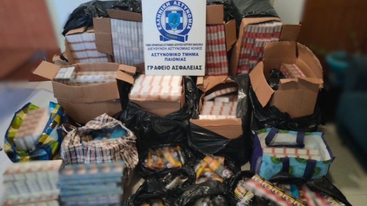 Κατασχέθηκε μεγάλη ποσότητα λαθραίων τσιγάρων και περισσότερα από 11 κιλά καπνού – Συνελήφθη ένα άτομο