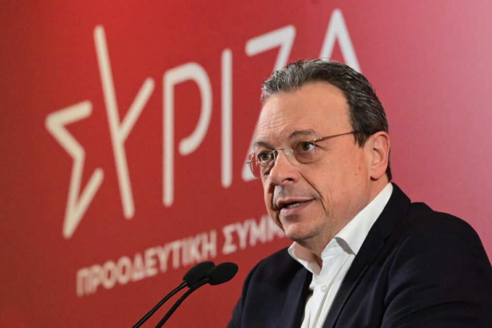 Φάμελλος για Καρυστιανού: Σκοταδιστική η θέση της για τις αμβλώσεις-Μόνο στην τραμπική ιδεολογία παρόμοιες τοποθετήσεις