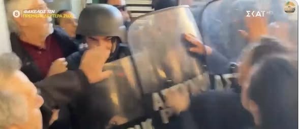 ΠΟΕΔΗΝ για επεισόδια στο νοσοκομείο Νίκαιας: «Δεν υιοθετούμε τους προπηλακισμούς»