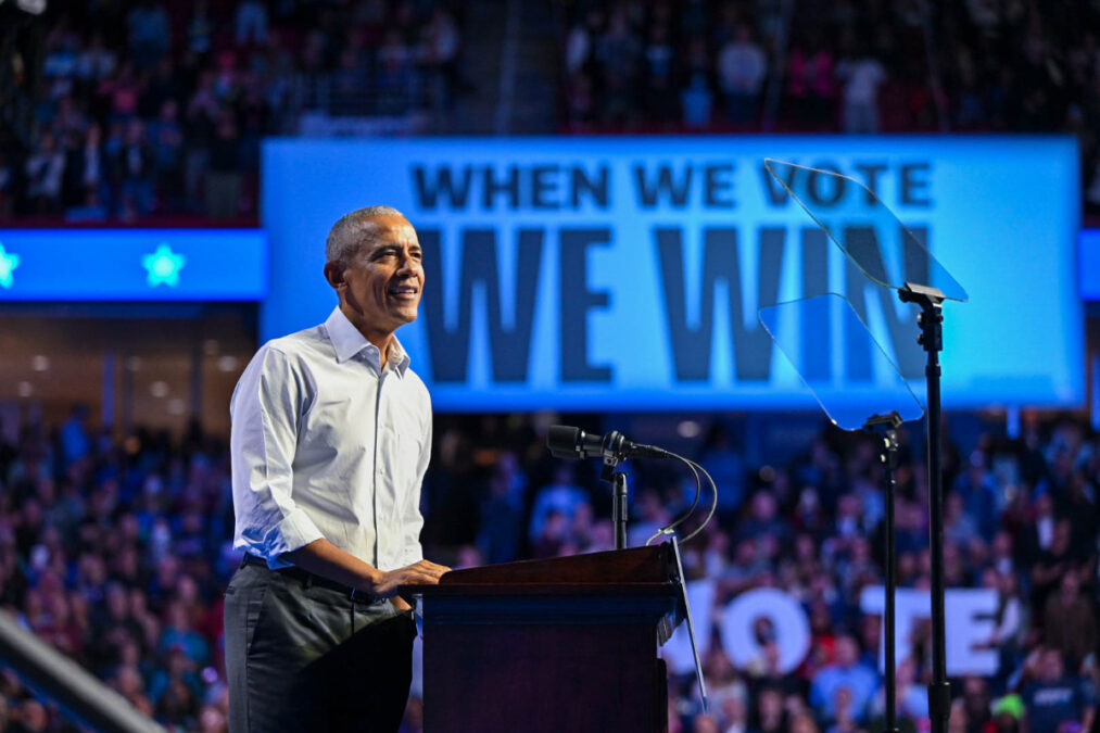 Ομπάμα: Οι πρακτικές του Τραμπ υποβιβάζουν τον πολιτικό λόγο – Σε δικτατορίες παραπέμπει η πρακτική του ICE