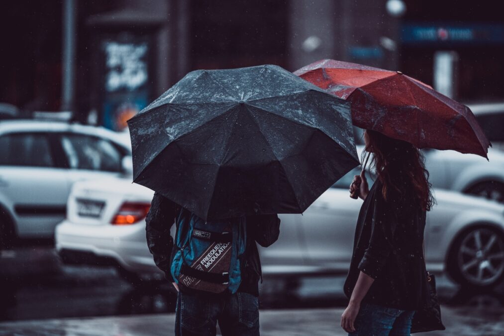 Καιρός: Διαδοχικές μεταβολές με βροχές και καταιγίδες έως την Τσικνοπέμπτη, ποιες περιοχές θα επηρεαστούν