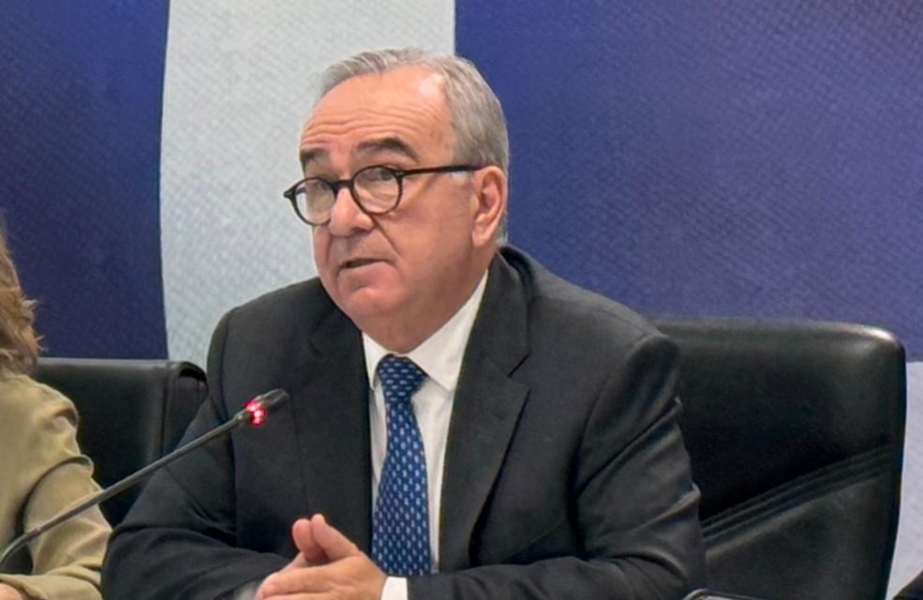 Παπαθανάσης: Θέλουμε να μην χαθεί ούτε ένα ευρώ και οι ευρωπαϊκοί και εθνικοί πόροι να συνεχίζουν να φτάνουν στην κοινωνία και την οικονομία