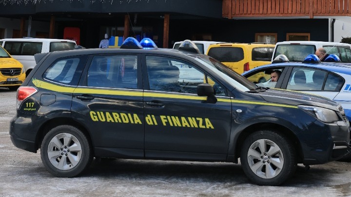 Ιταλία: Συγκρούσεις της αστυνομίας με διαδηλωτές στο Μιλάνο, κοντά στο Ολυμπιακό Χωριό