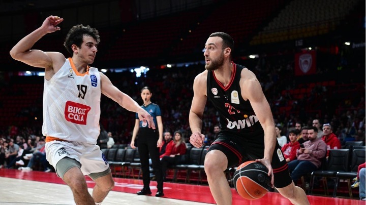 Νέα «100άρα» και συνέχεια στο αήττητο για Ολυμπιακό