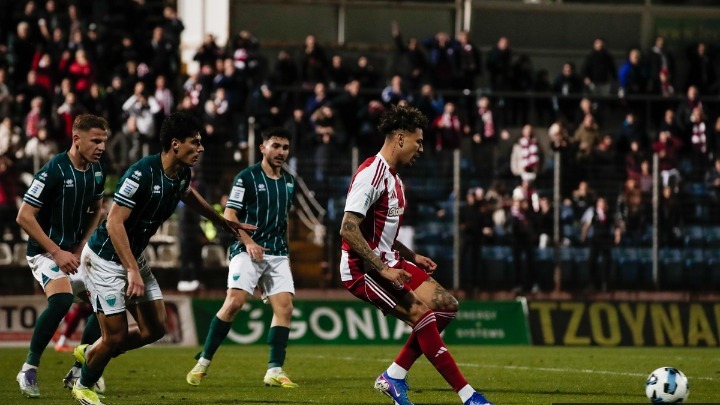 Ολυμπιακός: «Πέταξε» δύο βαθμούς στη «μάχη» του τίτλου