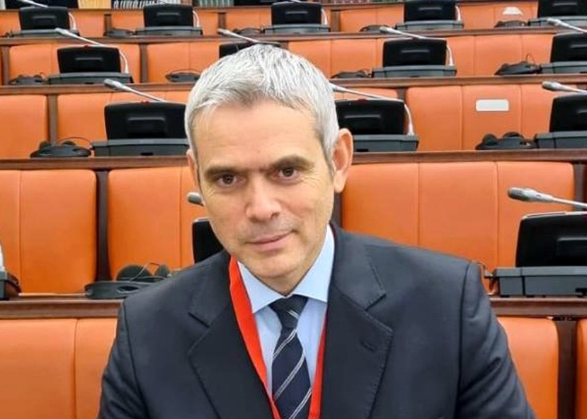 Αντίστροφη μέτρηση για την αύξηση του κατώτατου μισθού σε ιδιωτικό και δημόσιο τομέα – Ισχύει από 1η Απριλίου