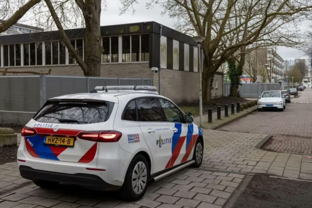 Άμστερνταμ: Έκρηξη έξω από εβραϊκό σχολείο – Ισλαμιστική οργάνωση ανέλαβε την ευθύνη