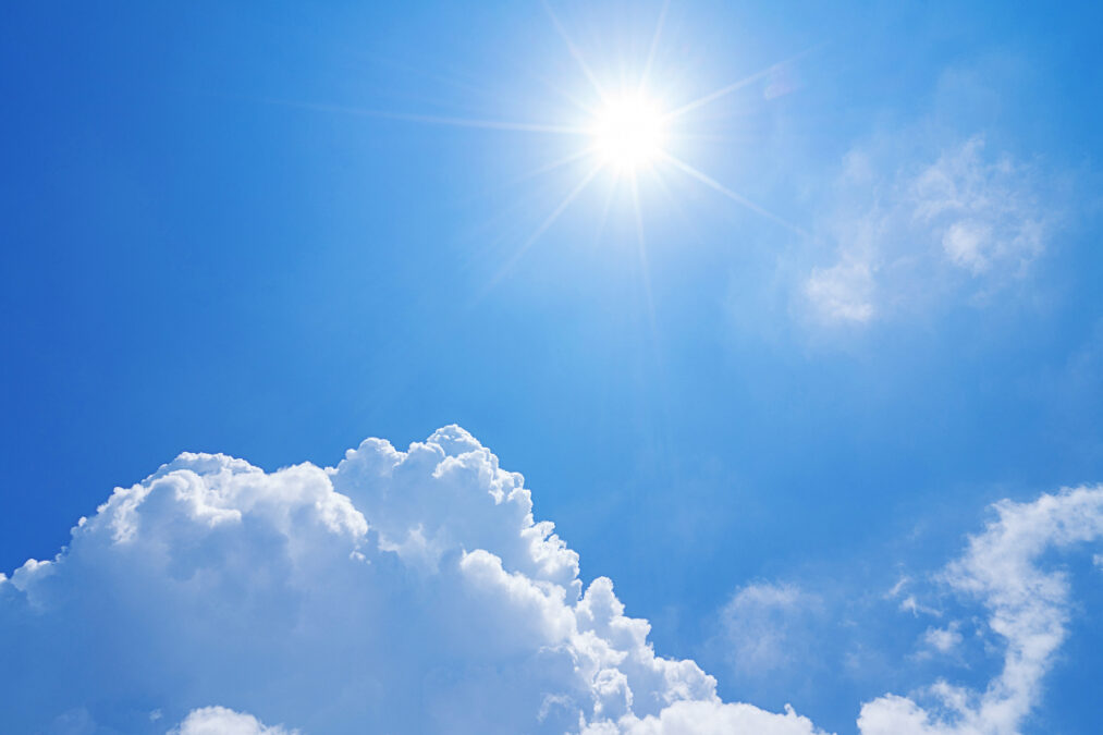 Καιρός: Μικρή άνοδος της θερμοκρασίας – Καταιγίδες σε Ιόνιο και ανατολικό Αιγαίο