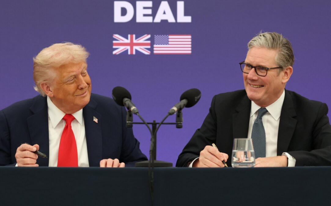 Τραμπ σε Στάρμερ: Δεν χρειαζόμαστε ανθρώπους που μπαίνουν σε πολέμους αφού έχουμε ήδη κερδίσει