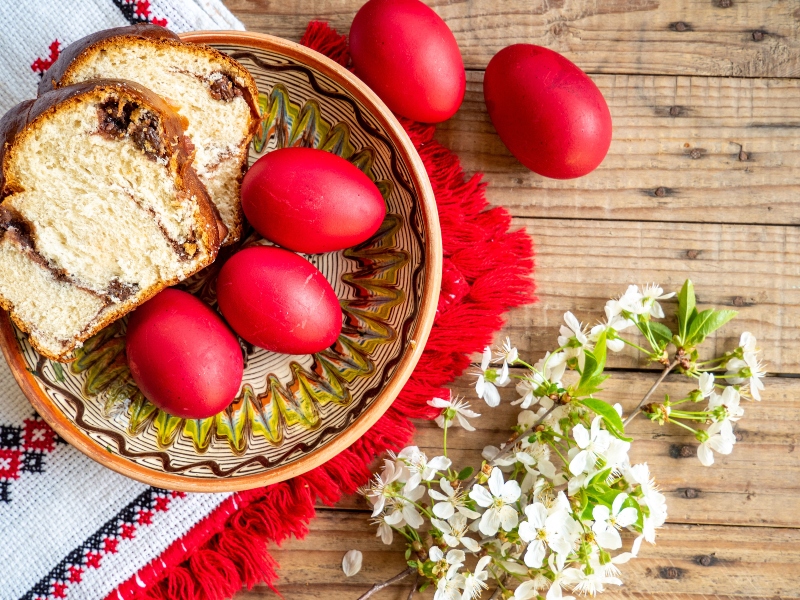 Πάσχα 2026: Τσουχτερές αυξήσεις στα ψώνια – Αρνί 16€, ντομάτα στο +100%