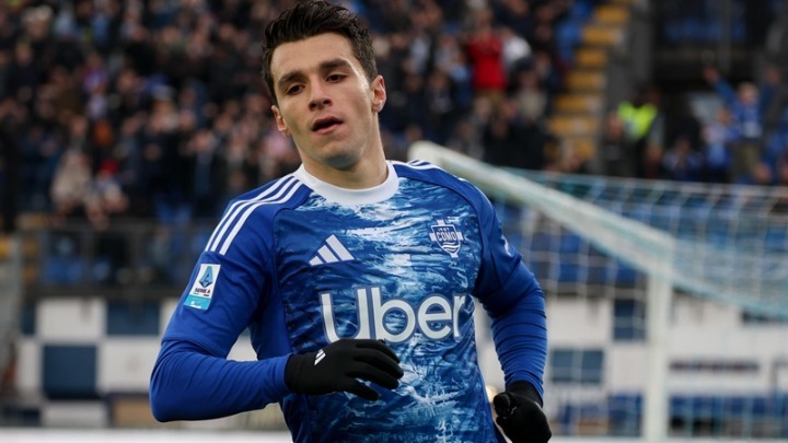 Κόμο για Champions League με σκόρερ Δουβίκα