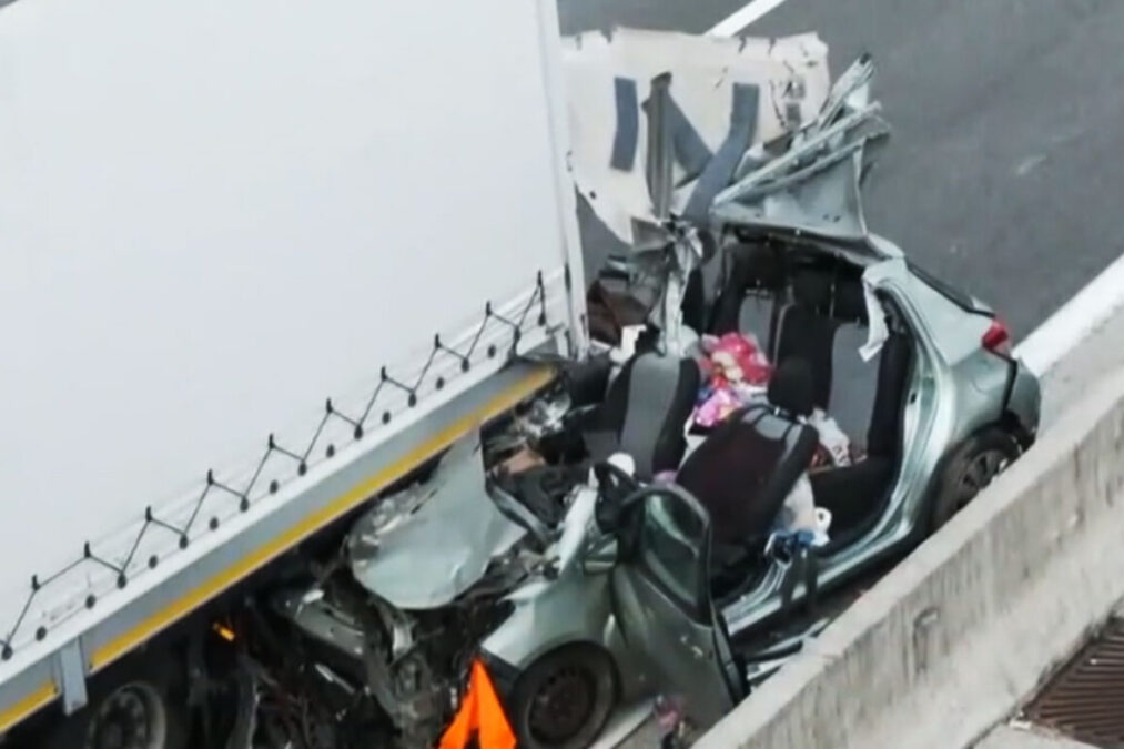 Εγνατία: Τραγωδία στην άσφαλτο με δύο νεκρούς από διπλό τροχαίο