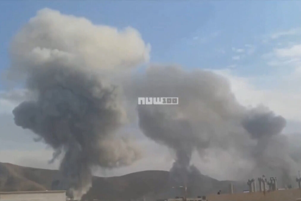 ΗΑΕ: Το πρώτο πλήγμα κατά του Ιράν φέρεται να εξαπέλυσε σε μονάδα αφαλάτωσης