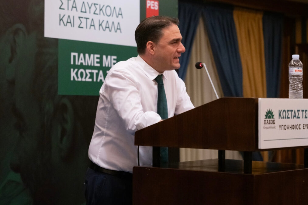 Τσουκαλάς: Πρώτη φορά κυβέρνηση πανηγυρίζει επειδή ιδιώτες πιθανώς κατασκόπευαν στη χώρα