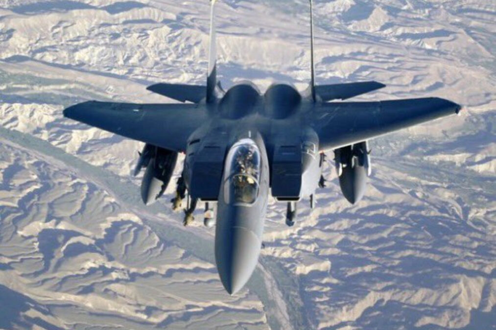 Ιράν: Δύο αμερικανικά μαχητικά καταρρίφθηκαν – Αγνοείται ένας πιλότος – Στον «πάγο» οι διαπραγματεύσεις