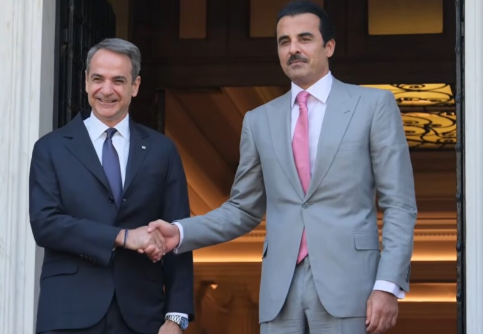 Συνάντηση του Πρωθυπουργού Κυριάκου Μητσοτάκη με τον Εμίρη του Κατάρ, Σεΐχη Tamim bin Hamad Al Thani, στο Μέγαρο Μαξίμου