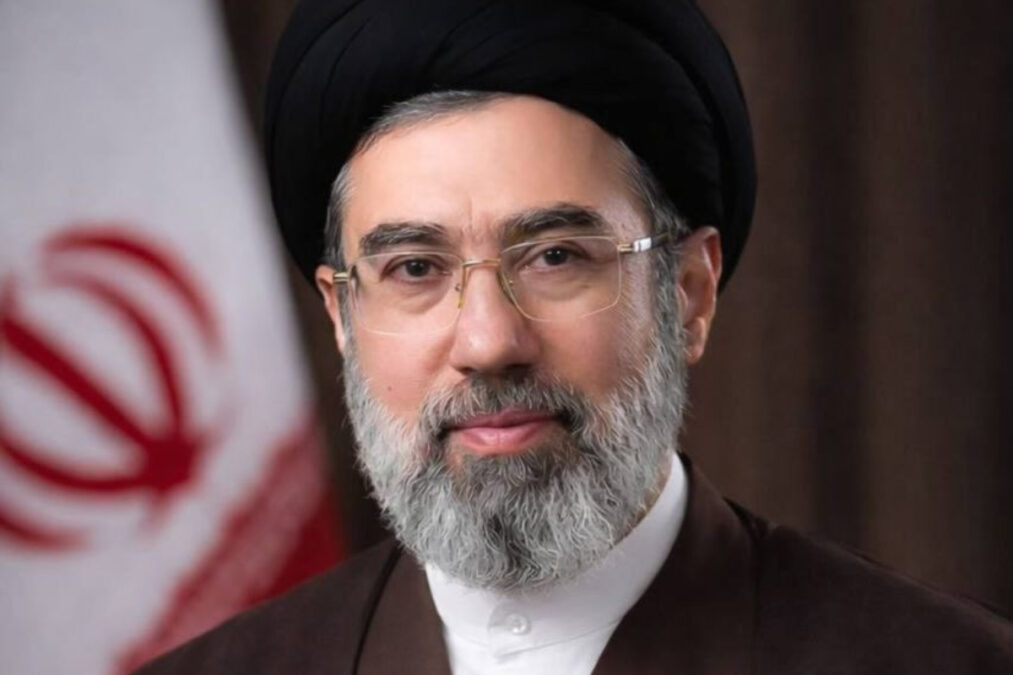 Μοτζταμπά Χαμενεΐ: Σοβαρά τραυματισμένος ο νέος ηγέτης του Ιράν – Αναρρώνει σε άγνωστη τοποθεσία