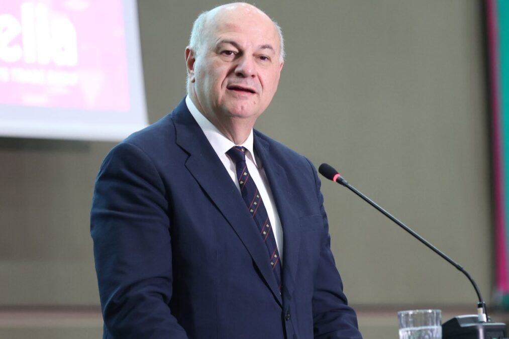 Την ενίσχυση 190€ σε έναν αγρότη «πλήρωσε» ο Τσιάρας, είναι νόμιμη λέει ο πρώην υπουργός