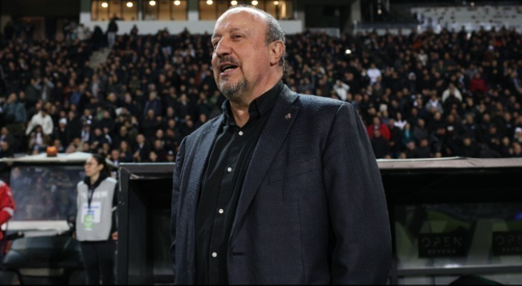 Μπενίτεθ: «Επίτευγμα να βρεθούμε στην τετράδα»