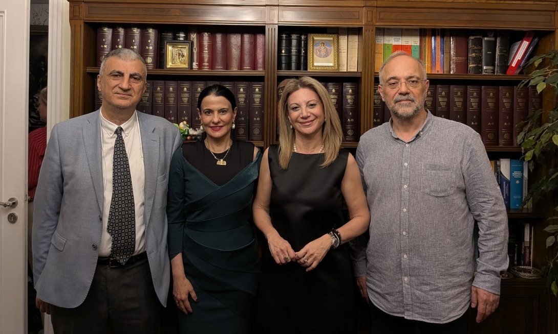 Αντιδρά το επιτελείο της Μαρίας Καρυστιανού: “Το Κίνημα και η επικεφαλής του δεν φέρουν ευθύνη για το παρελθόν ή τις τυχόν βλέψεις οποιουδήποτε – Οι πόρτες μας είναι πάντα ανοιχτές, δεν υφίσταται κάποιο face control”
