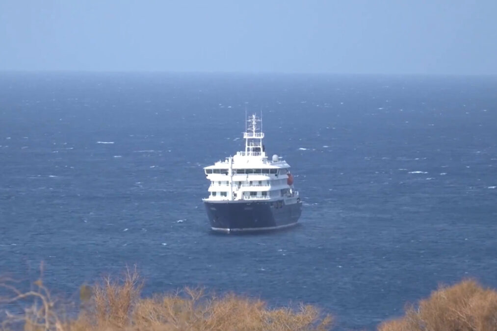 MV Hondius: Έφτασε στην Τενερίφη το κρουαζιερόπολοιο με κρούσματα χανταϊού