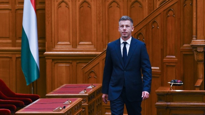 Ουγγαρία: Ο Πέτερ Μαγιάρ ορκίστηκε πρωθυπουργός