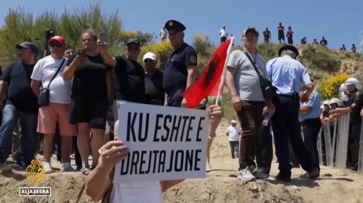 Οι αντιδράσεις στην Αλβανία για το πολυτελές θέρετρο του Τζάρεντ Κούσνερ κλιμακώνονται – Μαζικές διαδηλώσεις για το συγκρότημα των 1,6 δισ. δολαρίων