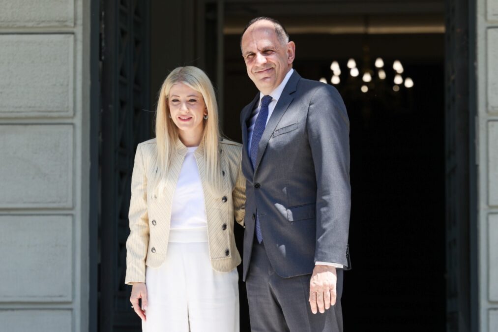Γιώργος Γεραπετρίτης: Συνάντηση με την Αννίτα Δημητρίου, συζήτηση για το Κυπριακό