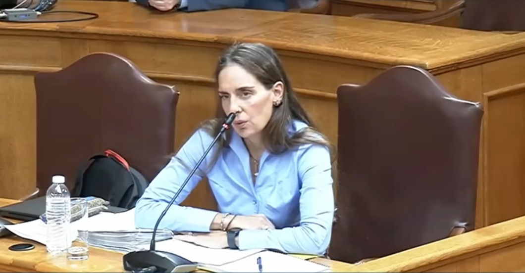 Η Τυχεροπούλου στο επίκεντρο των ερευνών για ΟΠΕΚΕΠΕ – Κρατούσε σε κλειδωμένο ερμάριο 12 προσφυγές κατηγορουμένων