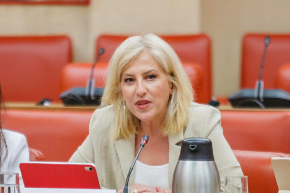Ρένα Δούρου προς Φάμελλο: «Μας πετάτε σαν τα σκυλιά έξω από το κόμμα»