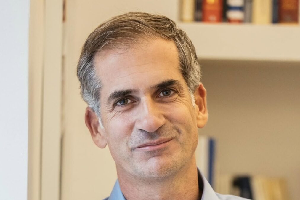 Μπακογιάννης σε Δούκα: Γεμάτοι κάδοι, σκουπίδια στους δρόμους και εικόνα εγκατάλειψης η καθημερινότητα των Αθηναίων