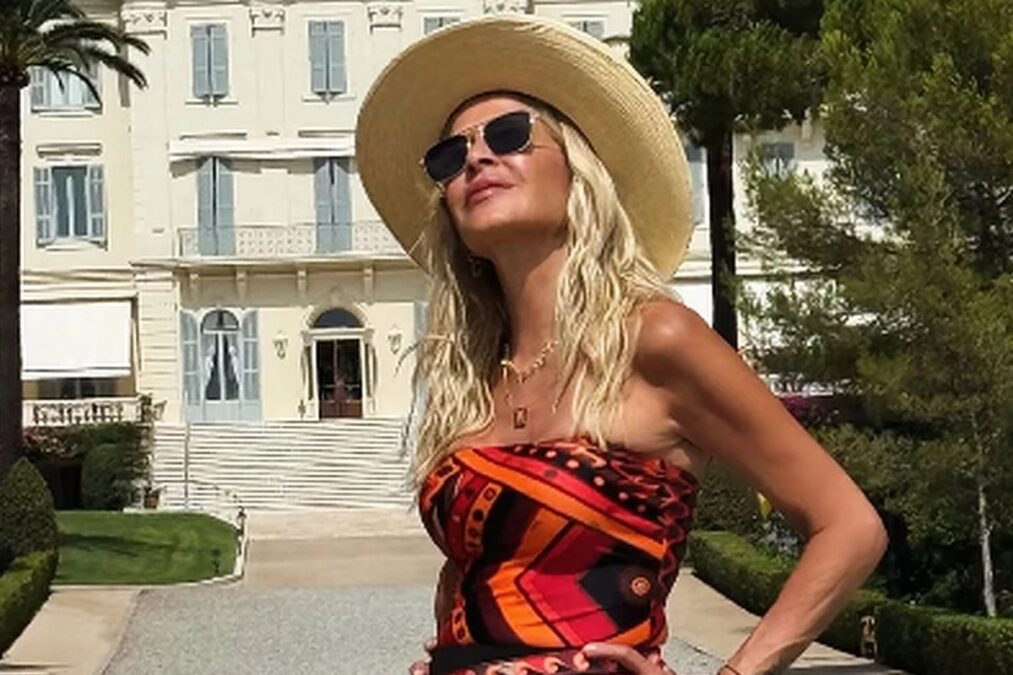 Άννα Βίσση: Στη γαλλική Ριβιέρα πριν τη μεγάλη συναυλία στο ΟΑΚΑ