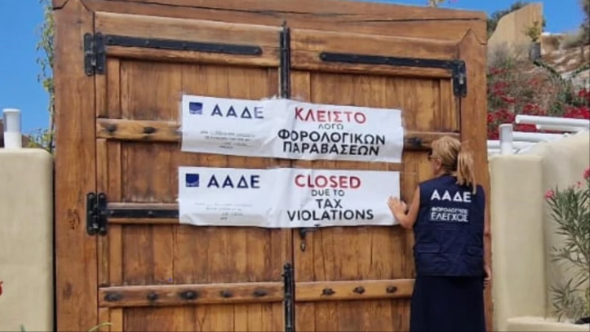 Λουκέτα και πρόστιμα σε εστιατόρια, ενοικιαζόμενα δωμάτια και mini market σε Σαντορίνη και Νάξο