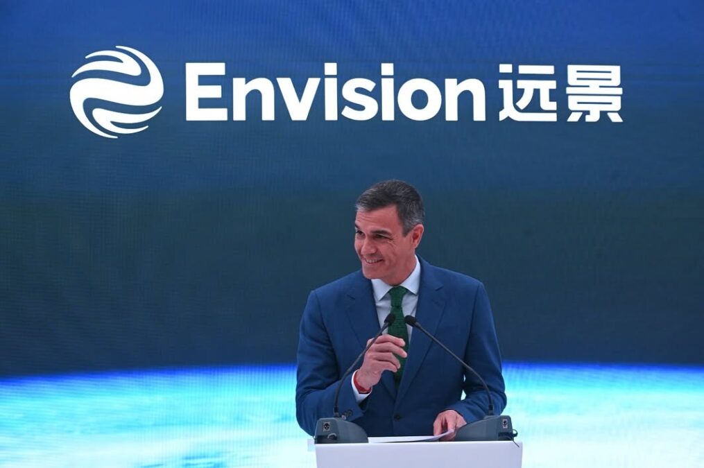 Πέδρο Σάντσεθ: Καταγγελίες για παραπληροφόρηση και οικονομική ενίσχυση στη Θέουτα